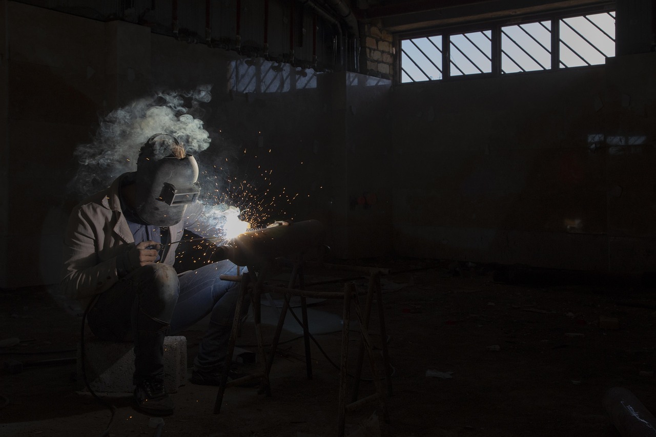 2026 Welding Salary Guide: The Cost of Certification